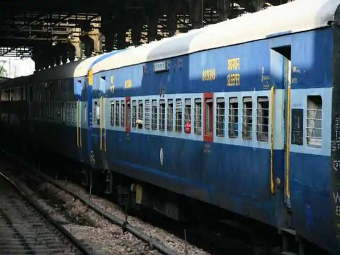 20 years old youth pushed off train for refusing to say jai shri ram | धक्कादायक! जय श्रीराम म्हटलं नाही म्हणून चालत्या ट्रेनमधून ढकललं 20 years old youth pushed off train for refusing to say jai shri ram | धक्कादायक! जय श्रीराम म्हटलं नाही म्हणून चालत्या ट्रेनमधून ढकललं