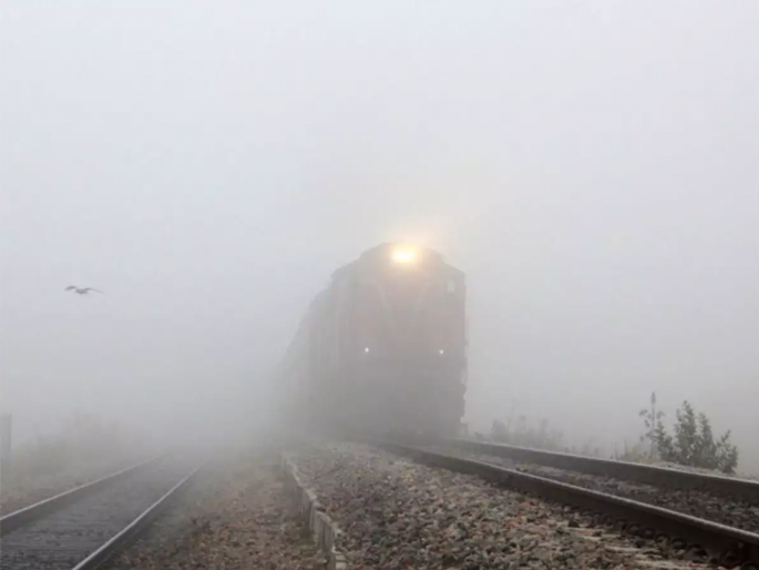 Effect of fog in North India; Today's Sachakhand express will run tomorrow | उत्तर भारतातील धुक्याचा परिणाम; आजची सचखंड एक्सप्रेस उद्या धावणार Effect of fog in North India; Today's Sachakhand express will run tomorrow | उत्तर भारतातील धुक्याचा परिणाम; आजची सचखंड एक्सप्रेस उद्या धावणार