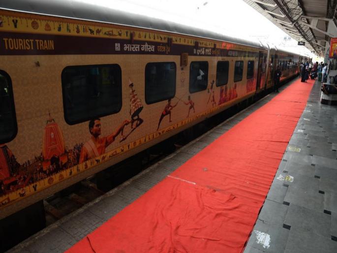 Mahakumbh 2025 More than 80 thousand devotees went to Prayagraj by train; | Mahakumbh 2025 : ८० हजारांहून अधिक भाविक रेल्वेने गेले प्रयागराजला; रेल्वे विभागाला ८ कोटींहून अधिक महसूल Mahakumbh 2025 More than 80 thousand devotees went to Prayagraj by train; | Mahakumbh 2025 : ८० हजारांहून अधिक भाविक रेल्वेने गेले प्रयागराजला; रेल्वे विभागाला ८ कोटींहून अधिक महसूल