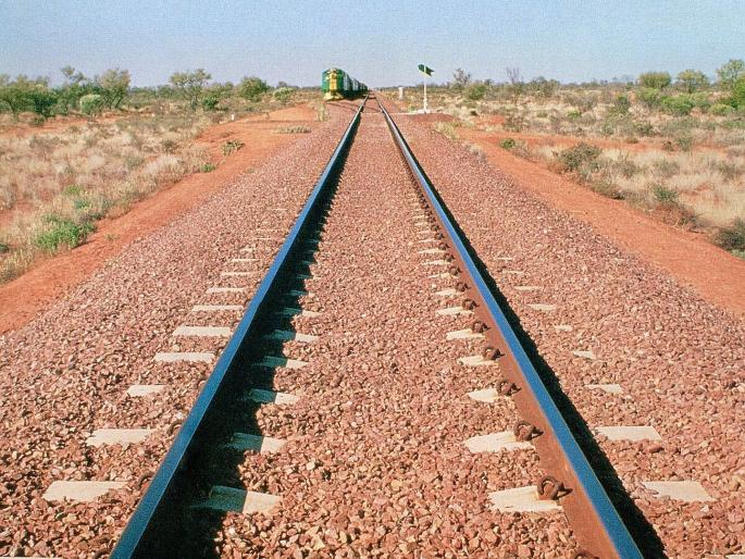 Wardha-Bhusaval, Gondia-Dongargad railway route approved; Centre approves four projects worth 24,634 crores | वर्धा-भुसावळ, गोंदिया-डोंगरगड रेल्वे मार्ग मंजूर; २४,६३४ कोटी खर्चाच्या चार प्रकल्पांना केंद्राची मंजुरी