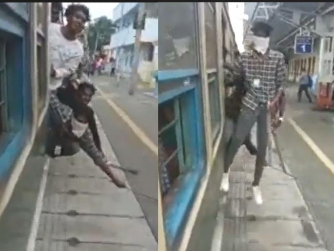 Stunt by three students with a sharp weapon in a moving train video went viral | तीन विद्यार्थ्यांचा चालत्या ट्रेनमध्ये धारदार शस्त्र घेऊन स्टंट; व्हिडिओ व्हायरल Stunt by three students with a sharp weapon in a moving train video went viral | तीन विद्यार्थ्यांचा चालत्या ट्रेनमध्ये धारदार शस्त्र घेऊन स्टंट; व्हिडिओ व्हायरल