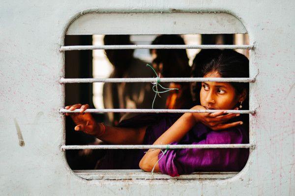 Rescue of two minor girls who went to Ahmedabad from Nagpur | नागपुरातून अहमदाबादला गेलेल्या दोन अल्पवयीन मुलींची सुटका