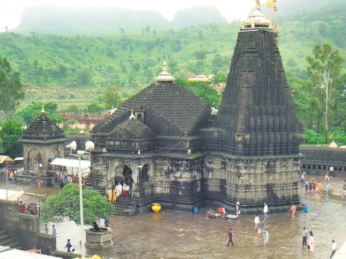 Devotees of Pargaon, Trimbakeshwar banned for tourists! | परगावच्या भाविक, पर्यटकांना त्र्यंबकेश्वरबंदी! Devotees of Pargaon, Trimbakeshwar banned for tourists! | परगावच्या भाविक, पर्यटकांना त्र्यंबकेश्वरबंदी!