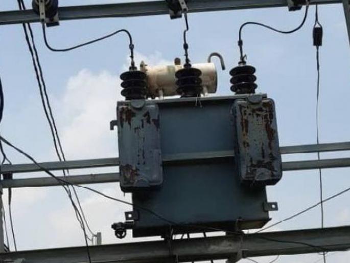 In Washim district, 40 Transfarmers are out of order for a day | वाशिम जिल्ह्यात दिवसाकाठी ४० रोहित्र नादुरूस्त