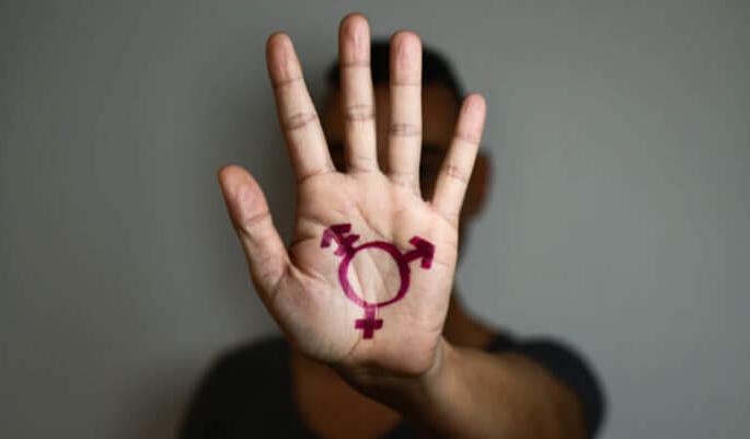 On the third party | तृतीयपंथीयावर लैंगिक अत्याचार; मारहाण करून लुटले On the third party | तृतीयपंथीयावर लैंगिक अत्याचार; मारहाण करून लुटले