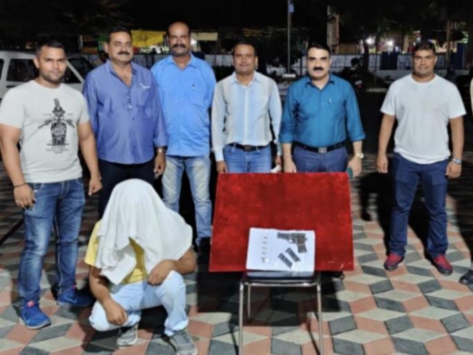 He possesed Deshi Katta for transporter status | ट्रांसपोर्टर स्टेटससाठी ठेवायचा तो देशी कट्टा He possesed Deshi Katta for transporter status | ट्रांसपोर्टर स्टेटससाठी ठेवायचा तो देशी कट्टा