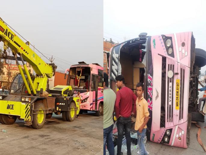 A private bus bound for Kolhapur overturned on the Pune-Bangalore national highway at Varade in Karad taluka satara. 12 passengers injured | Satara: कोल्हापूरला निघालेली खासगी बस उलटली; १२ प्रवासी जखमी, वाहतूक विस्कळीत A private bus bound for Kolhapur overturned on the Pune-Bangalore national highway at Varade in Karad taluka satara. 12 passengers injured | Satara: कोल्हापूरला निघालेली खासगी बस उलटली; १२ प्रवासी जखमी, वाहतूक विस्कळीत