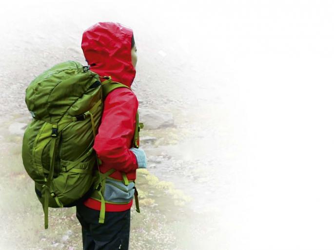 Do you dare to enter the mouth of the mountain? | डोंगराच्या पोटात शिरण्याचं हे धाडस देतं काय? Do you dare to enter the mouth of the mountain? | डोंगराच्या पोटात शिरण्याचं हे धाडस देतं काय?