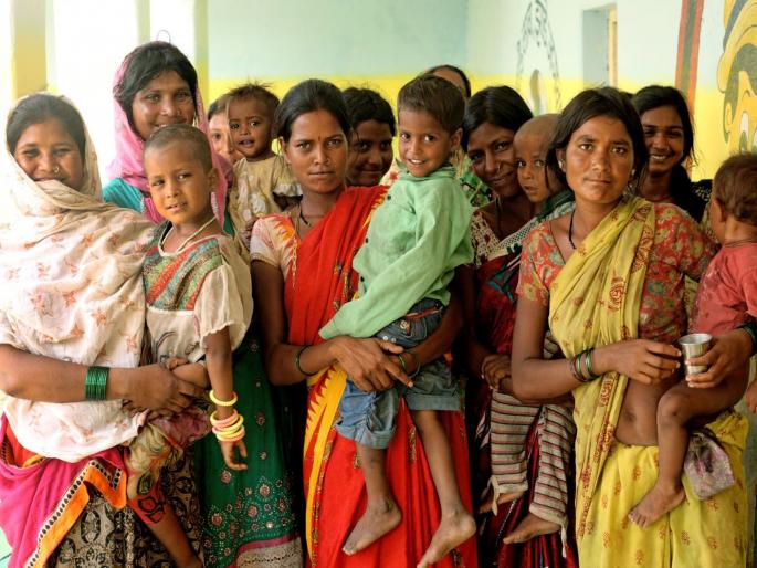 153 crore deducted which are allocated for tribal nutrition | आदिवासींच्या पोषण आहारावर १५३ कोटींचा डल्ला 153 crore deducted which are allocated for tribal nutrition | आदिवासींच्या पोषण आहारावर १५३ कोटींचा डल्ला