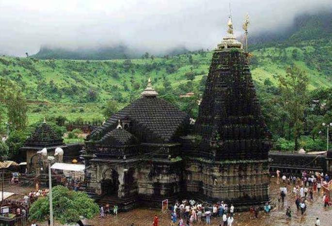 nashik,Trimbakeshwar,thirteen,trustees,plea,Supreme,Court | त्र्यंबकेश्वर देवस्थानावर १३ विश्वस्तांच्या मागणीसाठी सर्वोच्च न्यायालयात याचिका nashik,Trimbakeshwar,thirteen,trustees,plea,Supreme,Court | त्र्यंबकेश्वर देवस्थानावर १३ विश्वस्तांच्या मागणीसाठी सर्वोच्च न्यायालयात याचिका