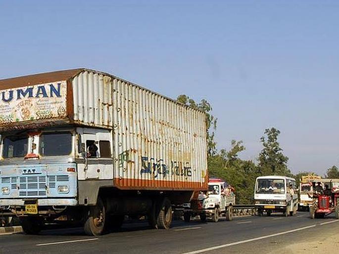 Illegal animal traffic charges, fine of Rs 12 lack | अवैध प्राणी वाहतूक महागात, १२,५७,९२० रुपयांची दंड वसुली Illegal animal traffic charges, fine of Rs 12 lack | अवैध प्राणी वाहतूक महागात, १२,५७,९२० रुपयांची दंड वसुली