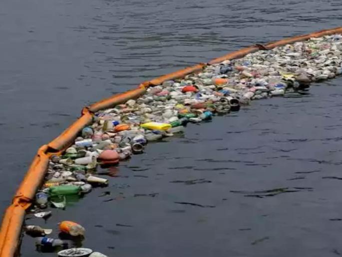 For the cleaning of floating waste trashboom the municipality will implement the system at 9 places in mumbai | तरंगत्या कचऱ्याच्या सफाईसाठी ‘ट्रॅशबूम’, पालिका ९ ठिकाणी यंत्रणा राबवणार  For the cleaning of floating waste trashboom the municipality will implement the system at 9 places in mumbai | तरंगत्या कचऱ्याच्या सफाईसाठी ‘ट्रॅशबूम’, पालिका ९ ठिकाणी यंत्रणा राबवणार