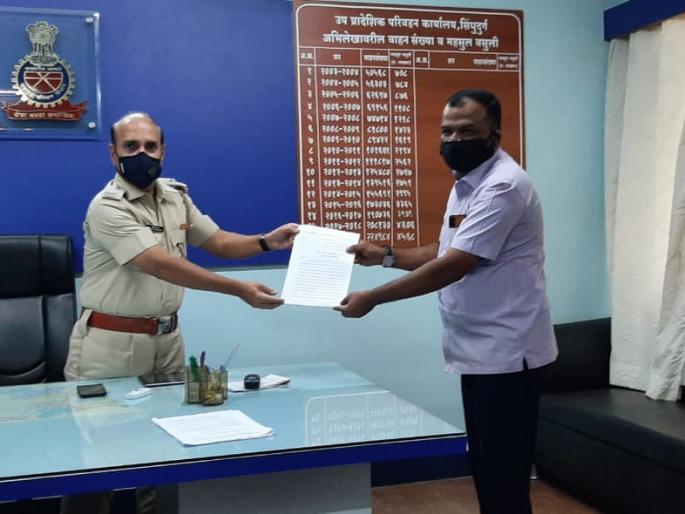 Stop illegal sand transportation in Sindhudurg district! | सिंधुदुर्ग जिल्ह्यात होणारी अवैध वाळू वाहतूक रोखा ! Stop illegal sand transportation in Sindhudurg district! | सिंधुदुर्ग जिल्ह्यात होणारी अवैध वाळू वाहतूक रोखा !