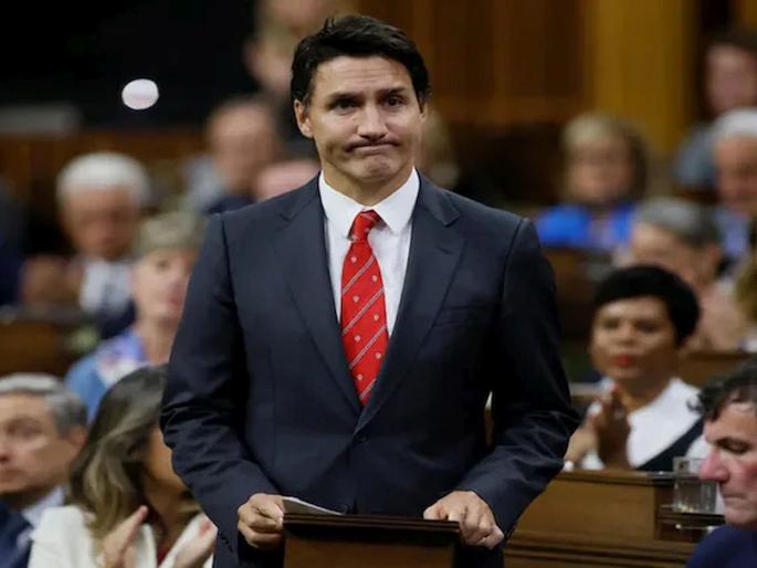 Canada's Prime Minister Justin trudeau chair at risk after rift with India; The MPs of the party demanded the resignation | भारताशी पंगा घेणाऱ्या कॅनडाच्या पंतप्रधानांची खुर्ची धोक्यात; पक्षाच्या खासदारांनीच मागितला राजीनामा