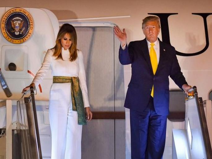 Donald Trump Visit: Donald Trump arrives in Delhi | Donald Trump Visit: डोनाल्ड ट्रम्प यांचे दिल्लीत आगमन