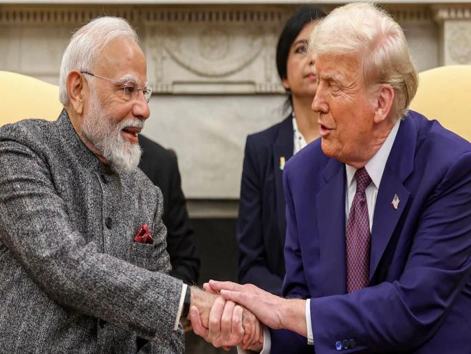 Donald Trump decision effect to Indian pharmaceutical industry! Exports worth $10.5 billion in jeopardy, US will also be hit | भारतीय औषध उद्योगाला ‘ट्रम्प’ झटका! १०.५ अब्ज डॉलरची निर्यात धोक्यात, अमेरिकेलाही बसणार झळ