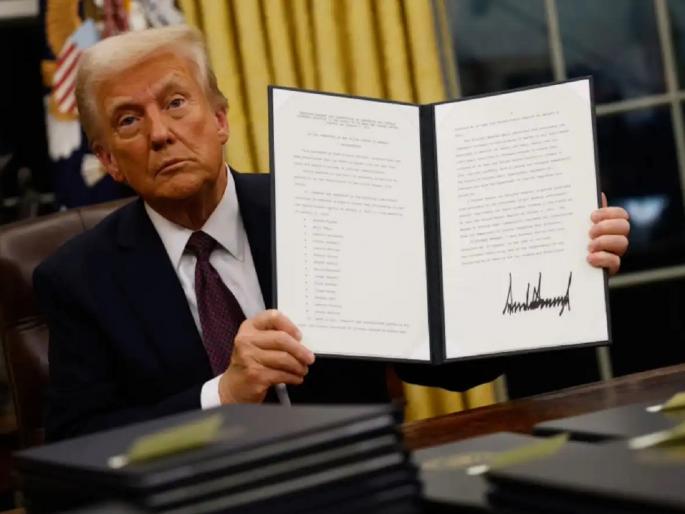 US Stock Market Crash Dow Jones Plunges 821 Points as Trump Increases Global Tariff to 15% | कोर्टाच्या निर्णयाला ट्रम्प यांच्याकडून केराची टोपली? अमेरिकन शेअर बाजार कोसळला; भारतात काय होणार? US Stock Market Crash Dow Jones Plunges 821 Points as Trump Increases Global Tariff to 15% | कोर्टाच्या निर्णयाला ट्रम्प यांच्याकडून केराची टोपली? अमेरिकन शेअर बाजार कोसळला; भारतात काय होणार?