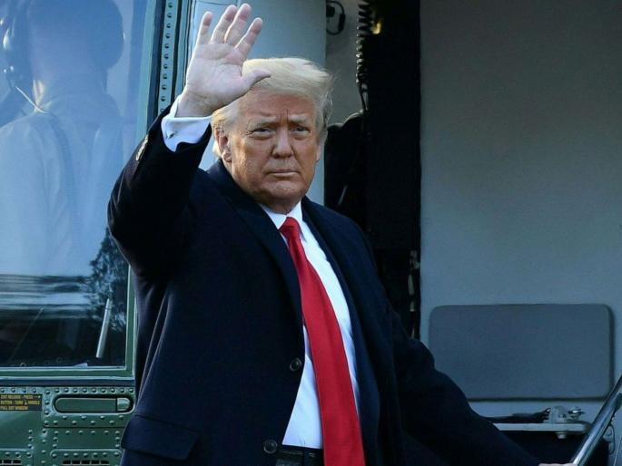 Outgoing US President Donald Trump does not mention joe Biden in his last speech | 'मी पुन्हा येईन' म्हणत डोनाल्ड ट्रम्प यांनी घेतला व्हाईट हाऊसचा निरोप Outgoing US President Donald Trump does not mention joe Biden in his last speech | 'मी पुन्हा येईन' म्हणत डोनाल्ड ट्रम्प यांनी घेतला व्हाईट हाऊसचा निरोप