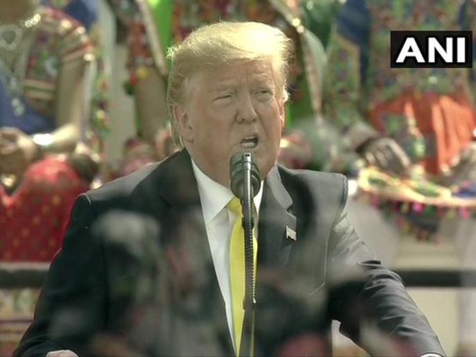 Donald Trump Visit: Donald Trump mentions Sachin, Virat and Bollywood in his speech | Donald Trump Visit: सचिन ते विराट अन् शोले ते डीडीएलजे; ट्रम्प यांची 'मोटेरा'वर 'बॅटिंग'