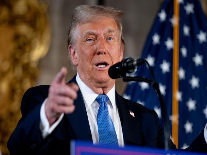 Donald Trump On Illegal Immigrants: 18,000 Indians will be sent home? | डोनाल्ड ट्रम्प यांच्या शपथविधीनंतर 18 हजार भारतीयांवर धोक्याची घंटा, मायदेशी पाठवणार? Donald Trump On Illegal Immigrants: 18,000 Indians will be sent home? | डोनाल्ड ट्रम्प यांच्या शपथविधीनंतर 18 हजार भारतीयांवर धोक्याची घंटा, मायदेशी पाठवणार?