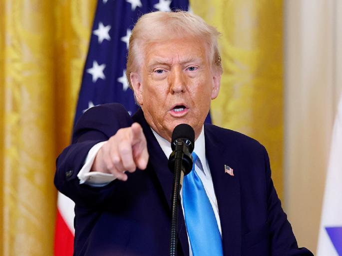 Iran's direct rejection of nuclear deal with US; Donald Trump threatens war | अमेरिकेसोबतच्या अणुकराराला इराणचा नकार; डोनाल्ड ट्रम्प यांनी दिली युद्धाची धमकी... Iran's direct rejection of nuclear deal with US; Donald Trump threatens war | अमेरिकेसोबतच्या अणुकराराला इराणचा नकार; डोनाल्ड ट्रम्प यांनी दिली युद्धाची धमकी...