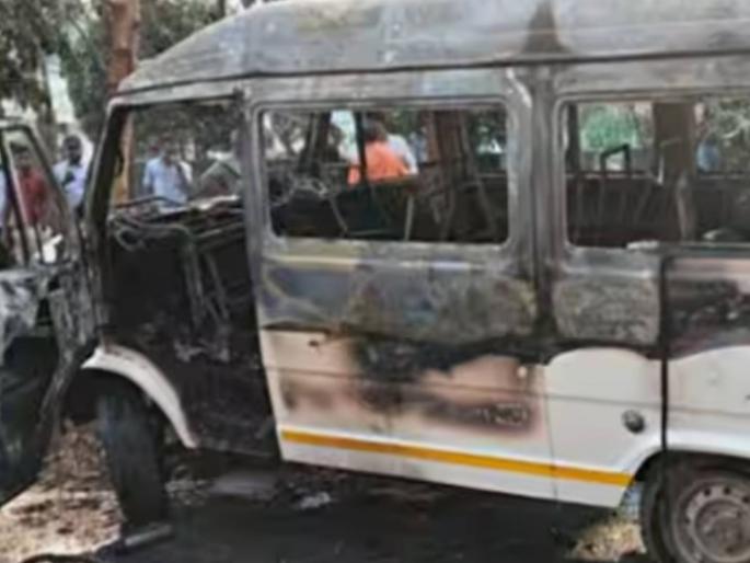 Company owner questioned in bus burning case; Hinjewadi police begins investigation | बस जळीतकांड प्रकरणी कंपनी मालकाची चौकशी; हिंजवडी पोलिसांकडून तपास सुरू