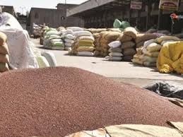 subsidy for farmer whose tuar yet to procure by nafed | तूर, हरभरा अनुदानासाठी हेक्टरी १० क्विंटलची मर्यादा!