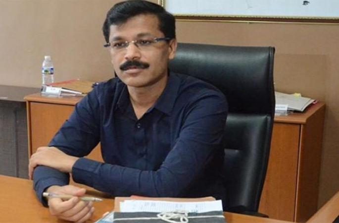 Will be Tukaram Mundhe became CEO of smart city? | स्मार्ट सिटीच्या मुख्य कार्यकारी अधिकारी पदावर तुकाराम मुंढे पदावर राहणार की नाही...