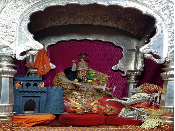 Alankar Mahapooja of Bhavani Sword of Tulja Bhavani | तुळजाभवानीची भवानी तलवार अलंकार महापूजा Alankar Mahapooja of Bhavani Sword of Tulja Bhavani | तुळजाभवानीची भवानी तलवार अलंकार महापूजा