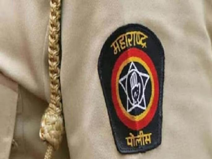 Deported criminal arrested in Turbe, | हद्दपार गुन्हेगाराला तुर्भेतून अटक, एमआयडीसी पोलीस ठाण्यात गुन्हा दाखल Deported criminal arrested in Turbe, | हद्दपार गुन्हेगाराला तुर्भेतून अटक, एमआयडीसी पोलीस ठाण्यात गुन्हा दाखल