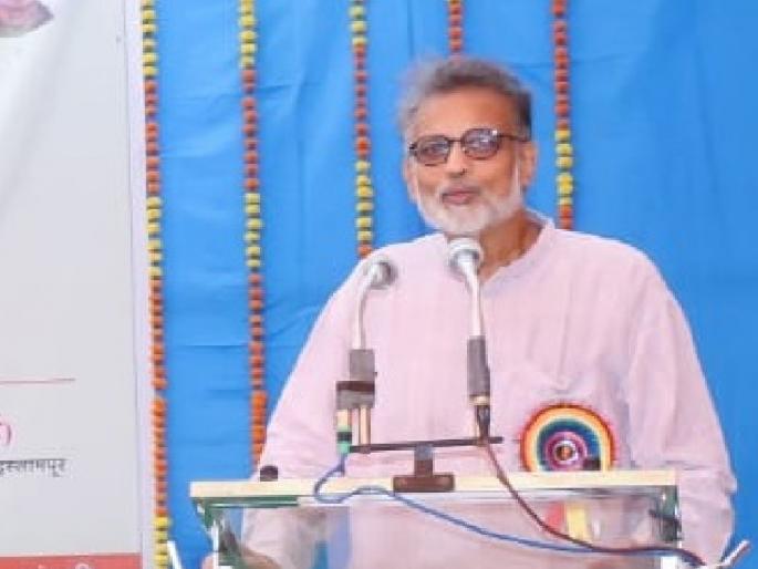 Bharat Jodo Yatra: Are 'they' countries waiting to be broken up? Tushar Gandhi's question to the opposition | Bharat Jodo Yatra: ‘ते’ देश तोडला जाण्याची वाट पाहत आहेत का? तुषार गांधी यांचा विराेधकांना सवाल Bharat Jodo Yatra: Are 'they' countries waiting to be broken up? Tushar Gandhi's question to the opposition | Bharat Jodo Yatra: ‘ते’ देश तोडला जाण्याची वाट पाहत आहेत का? तुषार गांधी यांचा विराेधकांना सवाल