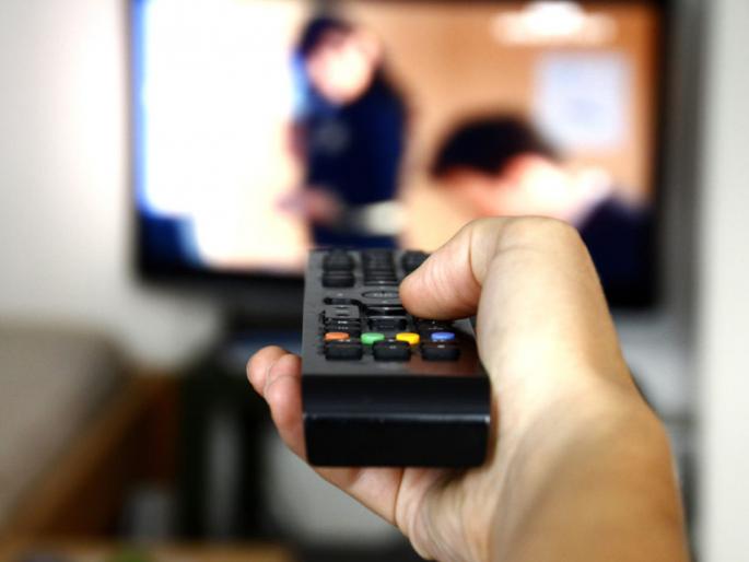 Airtel Digital TV Introduces New Long-Term DTH Packs for SD, HD Subscribers | Airtel Digital TV चा नवीन प्लॅन; एका वर्षासाठी मोजावे लागणार 'इतके' रुपये  Airtel Digital TV Introduces New Long-Term DTH Packs for SD, HD Subscribers | Airtel Digital TV चा नवीन प्लॅन; एका वर्षासाठी मोजावे लागणार 'इतके' रुपये