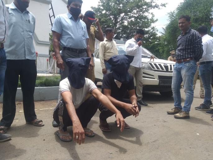 Two accused arrested in ATM blast | एटीएम फोडणाऱ्या टाेळीचा छडा, दोन आरोपींना अटक Two accused arrested in ATM blast | एटीएम फोडणाऱ्या टाेळीचा छडा, दोन आरोपींना अटक