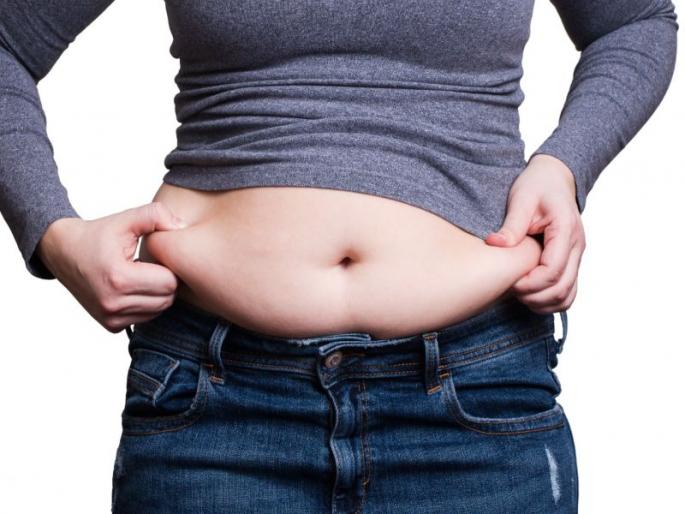 Weight loss : Obesity is on the rising, what are the overweight symptoms? | Weight loss : लठ्ठपणा वाढतो आहे, हे ओळखण्याची वजनापलिकडची लक्षणं कोणती?