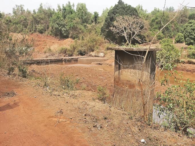 Water shortage in Rajapur in Ratnagiri, Reduction in water supply time after Gudi Padva | राजापूरवासीयांना करावा लागणार पाणीटंचाईचा सामना, गुढीपाडव्यानंतर पाणीपुरवठा वेळेत कपात Water shortage in Rajapur in Ratnagiri, Reduction in water supply time after Gudi Padva | राजापूरवासीयांना करावा लागणार पाणीटंचाईचा सामना, गुढीपाडव्यानंतर पाणीपुरवठा वेळेत कपात