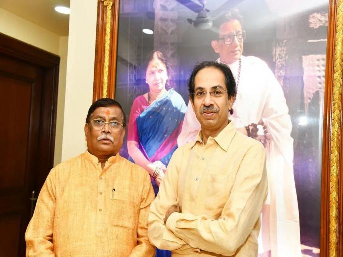 Maharashtra Election 2024 - 13 seats in Mumbai Candidates declared by Uddhav Thackeray; Twist in Shivadi Constituency? | मुंबईतील 'या' १३ जागांवर ठाकरेंचे शिलेदार ठरले; शिवडी मतदारसंघात ट्विस्ट?  Maharashtra Election 2024 - 13 seats in Mumbai Candidates declared by Uddhav Thackeray; Twist in Shivadi Constituency? | मुंबईतील 'या' १३ जागांवर ठाकरेंचे शिलेदार ठरले; शिवडी मतदारसंघात ट्विस्ट?