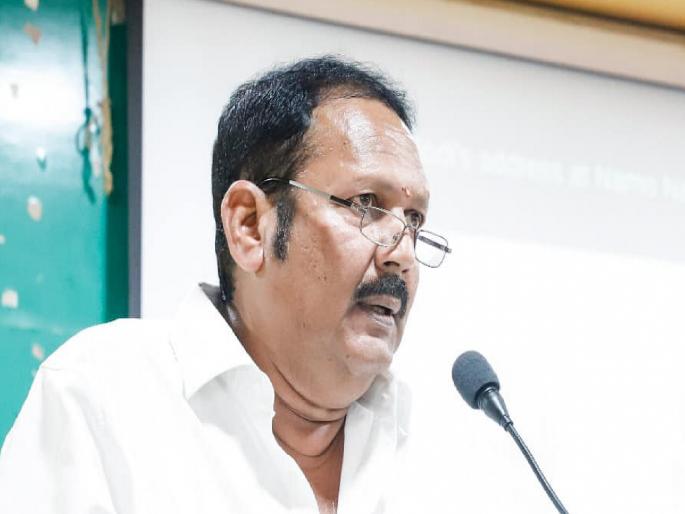 I will not retire, Udayanraje Bhosale clarified his opinion on Satara Lok Sabha candidature | Satara Politics: संन्यास घेणार नाही; माझ्याकडे अनेक तिकिटे, उदयनराजे भोसलेंचे सूचक वक्तव्य