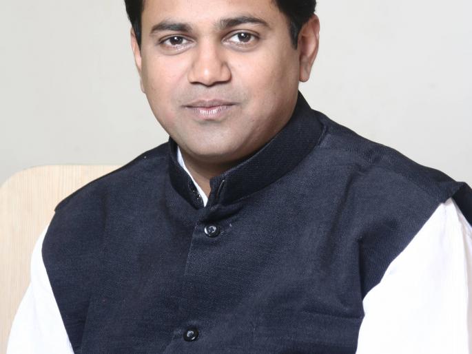 Gyaneshwar University Degree for Personal Knowledge: Uday Samant's tola | ज्ञानेश्वर विद्यापीठाची पदवी वैयक्तिक ज्ञानासाठी :उदय सामंत यांचा टोला  Gyaneshwar University Degree for Personal Knowledge: Uday Samant's tola | ज्ञानेश्वर विद्यापीठाची पदवी वैयक्तिक ज्ञानासाठी :उदय सामंत यांचा टोला