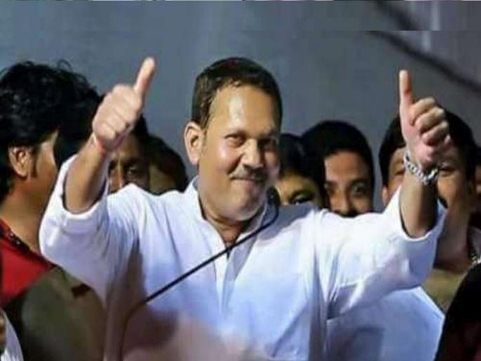 Udayanraje Bhosale got Satara Loksabha candidature, will announcement tomorrow; MP Ranjit Nimbalkar left after meet Fadnavis Election Update | उदयनराजेंना साताऱ्याची उमेदवारी मिळाली? उद्या घोषणा; फडणवीसांचा निरोप घेऊन खासदार निघाले Udayanraje Bhosale got Satara Loksabha candidature, will announcement tomorrow; MP Ranjit Nimbalkar left after meet Fadnavis Election Update | उदयनराजेंना साताऱ्याची उमेदवारी मिळाली? उद्या घोषणा; फडणवीसांचा निरोप घेऊन खासदार निघाले