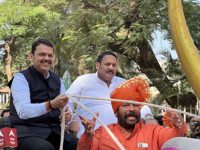 Devendra Fadnavis should lead the state; MP Udayanraje Bhosale's appeal in Karad | देवेंद्र फडणवीस यांनी राज्याचं नेतृत्व करावं; खा. उदयनराजे भोसले यांचं आवाहन Devendra Fadnavis should lead the state; MP Udayanraje Bhosale's appeal in Karad | देवेंद्र फडणवीस यांनी राज्याचं नेतृत्व करावं; खा. उदयनराजे भोसले यांचं आवाहन