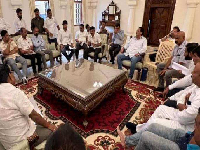 A memorial of Chhatrapati Sambhaji Maharaj will be erected in Satara that will make the country proud says Udayanraje Bhosale | देशाला अभिमान वाटेल असे साताऱ्यात छत्रपती संभाजी महाराज यांचे स्मारक उभारणार - उदयनराजे भोसले  A memorial of Chhatrapati Sambhaji Maharaj will be erected in Satara that will make the country proud says Udayanraje Bhosale | देशाला अभिमान वाटेल असे साताऱ्यात छत्रपती संभाजी महाराज यांचे स्मारक उभारणार - उदयनराजे भोसले