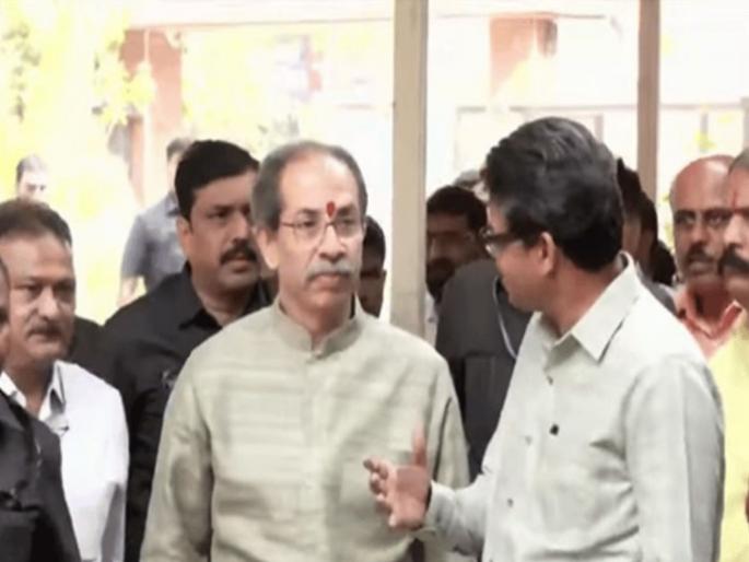 Sanjay Raut will be seen in the field soon; Uddhav Thackeray met him at his Bhandup residence | संजय राऊत लवकरच मैदानात दिसतील; भांडूप निवासस्थानी उद्धव ठाकरे यांनी घेतली भेट
