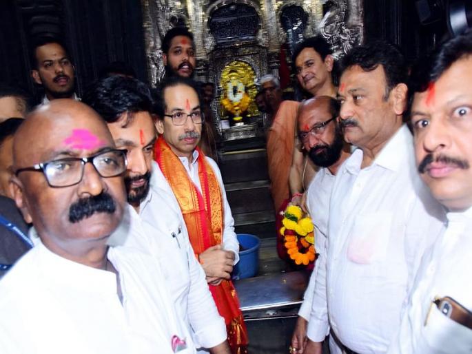 maharashtra cm uddhav thackeray at ambabai temple kolhapur | मुख्यमंत्री उद्धव ठाकरे कोल्हापुरातील अंबाबाई चरणी maharashtra cm uddhav thackeray at ambabai temple kolhapur | मुख्यमंत्री उद्धव ठाकरे कोल्हापुरातील अंबाबाई चरणी