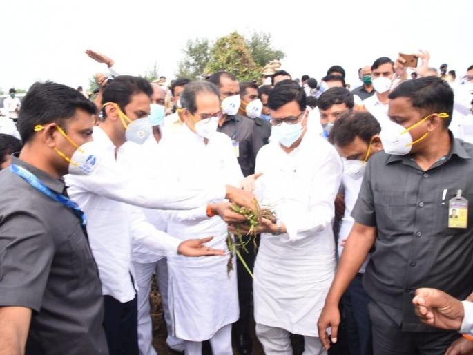 state government will give adequate help to farmers assures cm uddhav thackeray | दोन दिवसांत शेतकऱ्यांसाठी मदतीचा निर्णय जाहीर करू- मुख्यमंत्री उद्धव ठाकरे