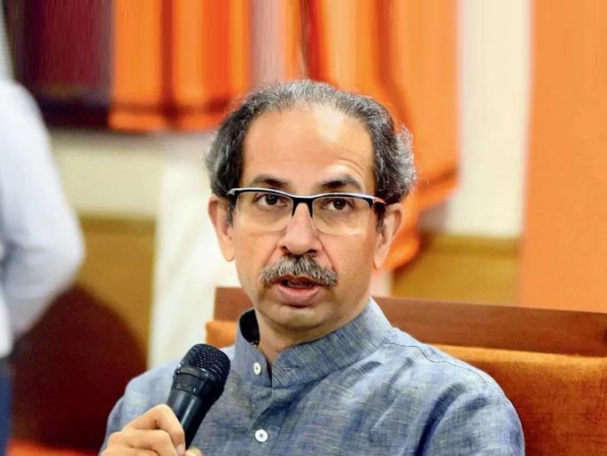 Let the mayor be ours; Uddhav Thackeray's plea to God at Malvani festival; Advice to workers | महापौर आमचाच होऊ दे; उद्धव ठाकरे यांचे महोत्सवात देवाला गाऱ्हाणे; कार्यकर्त्यांना सल्ला
