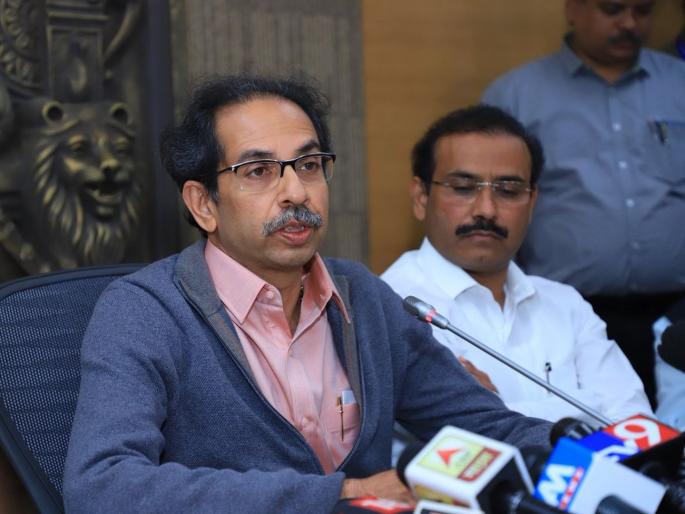 coronavirus shops selling essential goods will be open for 24 hours says cm uddhav thackeray kkg | CoronaVirus: जीवनावश्यक वस्तूंची दुकानं २४ तास सुरू ठेवा; मुख्यमंत्र्यांचे आदेश