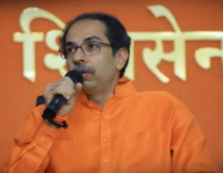 the pawar family is doing good development work in maharashtra | Uddhav Thackeray: विकासाबाबत पवार कुटुंब तळमळीने काम करत आहे the pawar family is doing good development work in maharashtra | Uddhav Thackeray: विकासाबाबत पवार कुटुंब तळमळीने काम करत आहे