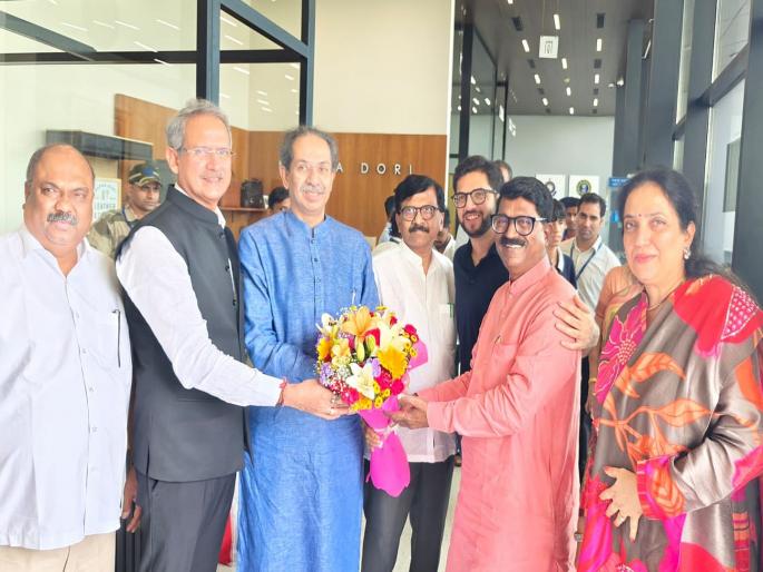 Uddhav Thackeray 3 days tour in Delhi with Rashmi Thackeray, Aditya Thackeray, Will meet India alliance leaders | उद्धव ठाकरेंची तोफ दिल्लीत गरजणार; रश्मी ठाकरे, आदित्य ठाकरेंसह ३ दिवस राजधानीत Uddhav Thackeray 3 days tour in Delhi with Rashmi Thackeray, Aditya Thackeray, Will meet India alliance leaders | उद्धव ठाकरेंची तोफ दिल्लीत गरजणार; रश्मी ठाकरे, आदित्य ठाकरेंसह ३ दिवस राजधानीत
