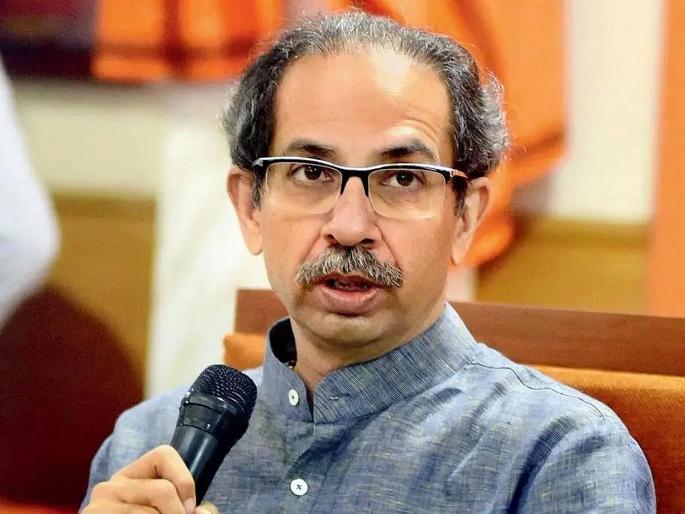 "Now why are they prostrated in Delhi...", Shinde group leader Sanjay Shirsat criticizes Uddhav Thackeray's visit to Delhi | "आता दिल्लीत कशासाठी लोटांगण घालताहेत...", उद्धव ठाकरेंच्या दिल्ली दौऱ्यावर शिंदे गटाची टीका "Now why are they prostrated in Delhi...", Shinde group leader Sanjay Shirsat criticizes Uddhav Thackeray's visit to Delhi | "आता दिल्लीत कशासाठी लोटांगण घालताहेत...", उद्धव ठाकरेंच्या दिल्ली दौऱ्यावर शिंदे गटाची टीका