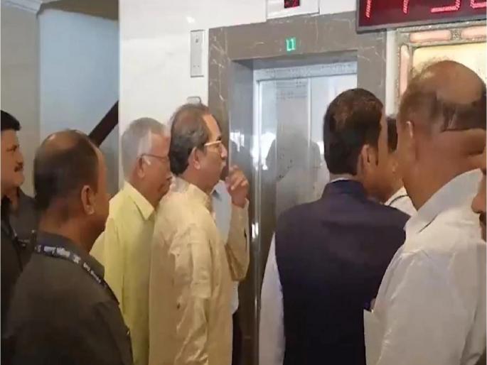 Talk about a chance meeting, but not a premeditated one | भेटीच्या योगायोगाची चर्चा, पण ठरवून झालेल्या भेटीची मात्र नाही, वाचा सविस्तर Talk about a chance meeting, but not a premeditated one | भेटीच्या योगायोगाची चर्चा, पण ठरवून झालेल्या भेटीची मात्र नाही, वाचा सविस्तर